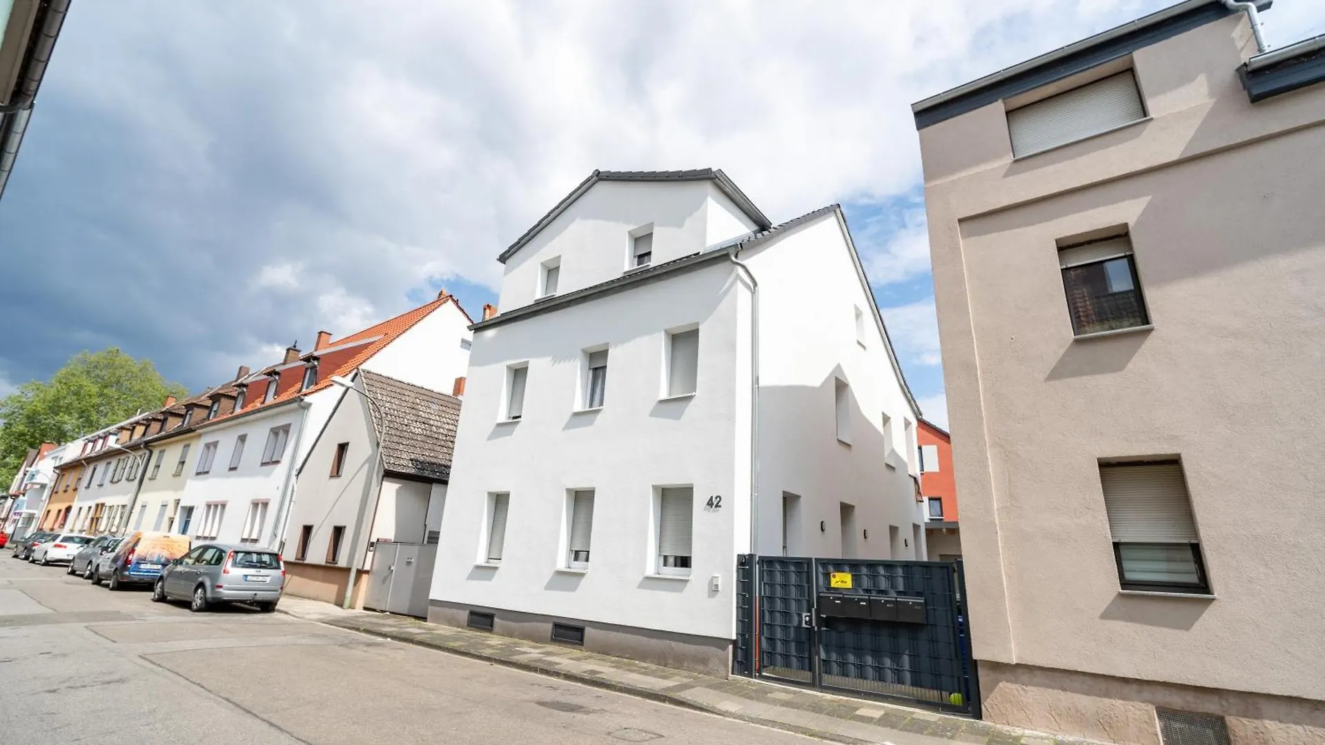 Apartment Monteurwohnungen Direkt An Der Basf Tor 5 Ludwigshafen am Rhein
