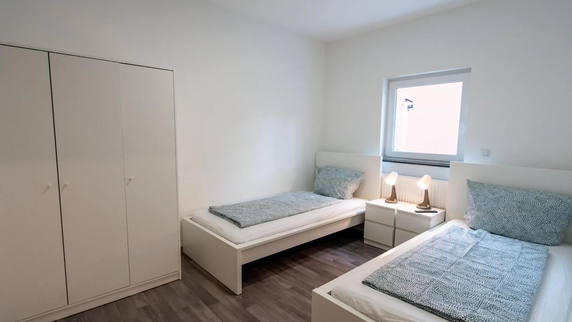Apartment Monteurwohnungen Direkt An Der Basf Tor 5 Ludwigshafen am Rhein Germany