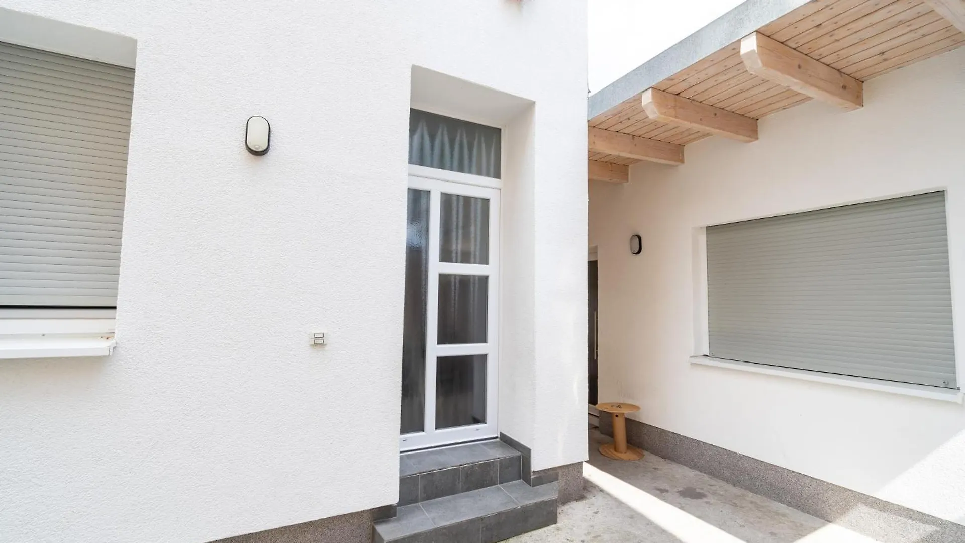 Apartment Monteurwohnungen Direkt An Der Basf Tor 5 Ludwigshafen am Rhein