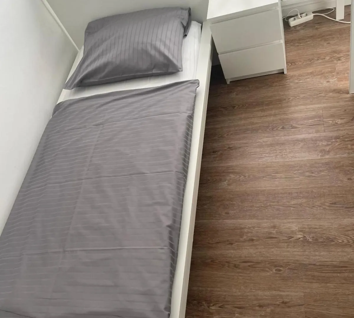 Monteurwohnungen Direkt An Der Basf Tor 5 Ludwigshafen am Rhein Apartment